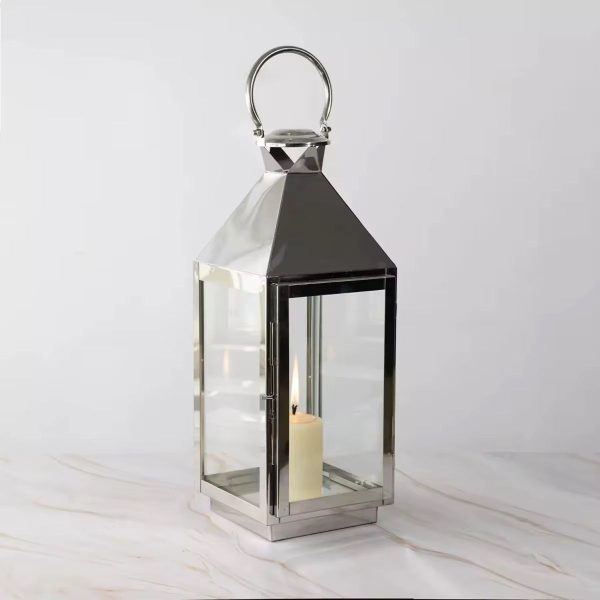 Metal Lanterns MOQ 100 per colour. FOB 🇨🇳 $3.50 - Image 3