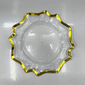 Plastic underplate